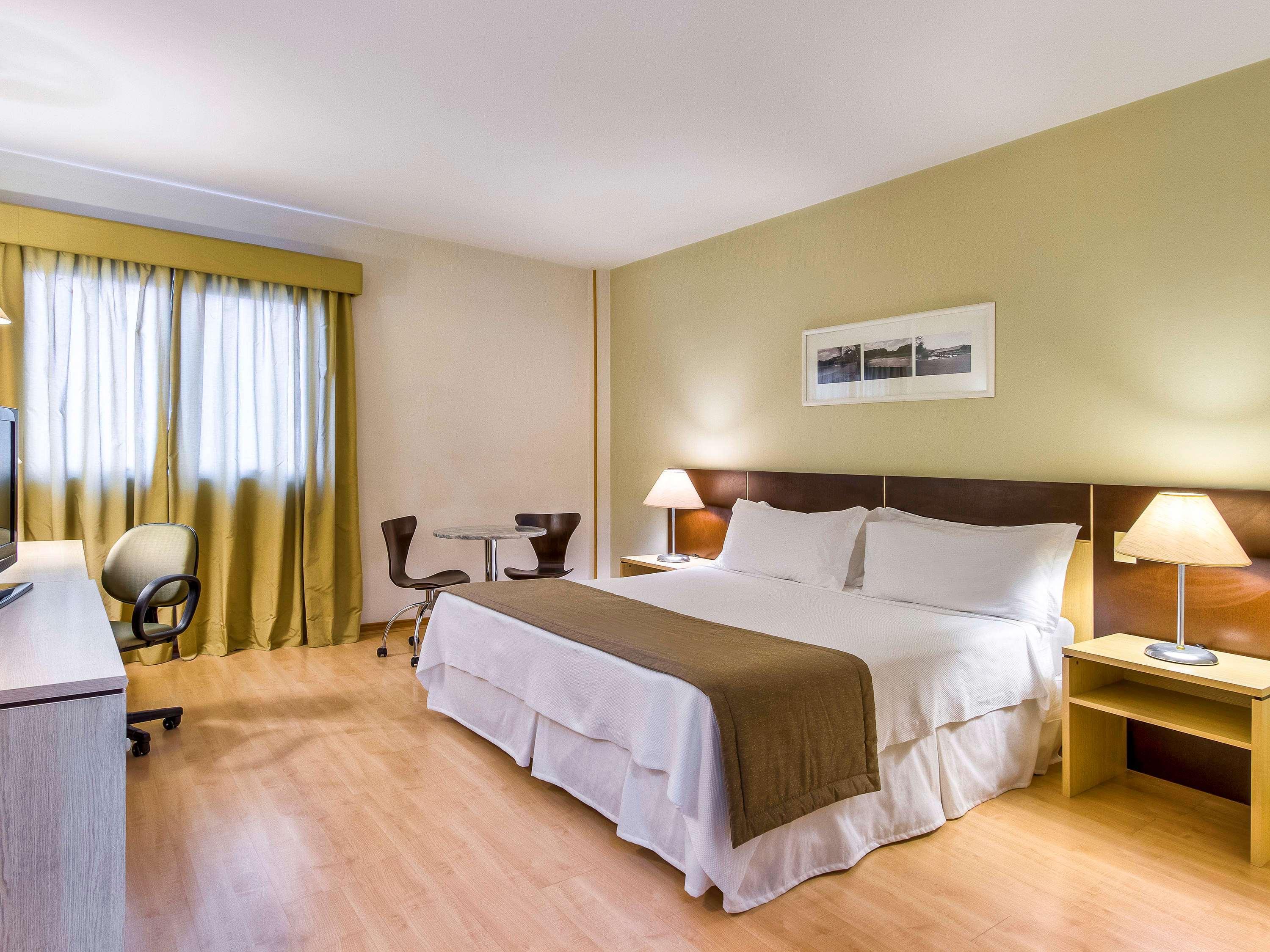 Ibis Styles Batel Hotel